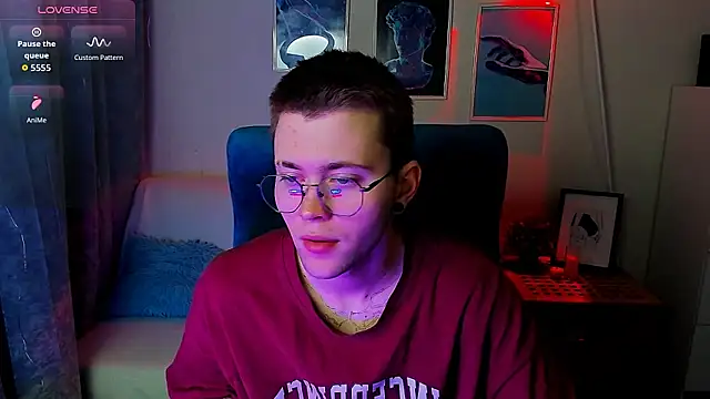 Snapshot of Thomas_Norton chatting on April 2026 08:37:01 PM Thomas Norton online show from April 2026 08:37:01 PM