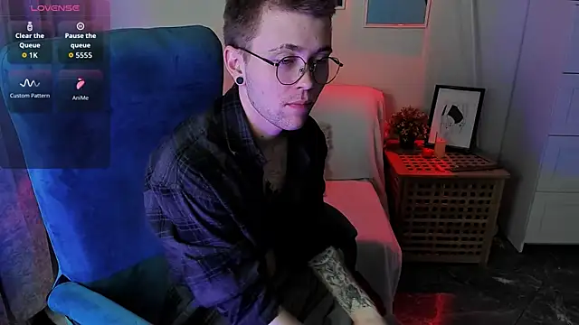 Snapshot of Thomas_Norton chatting on May 2026 08:36:02 PM Thomas Norton online show from May 2026 08:36:02 PM