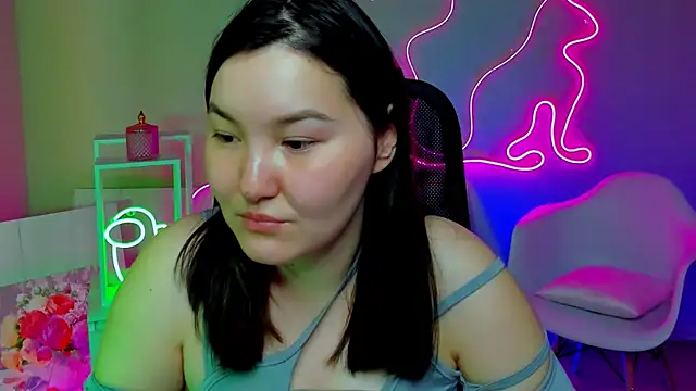 Snapshot of CamilaMartiez chatting on March 2026 01:00:01 PM CamilaMartiez online show from March 2026 01:00:01 PM