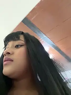 Saraa M online show from April 2026 05:19:02 PM