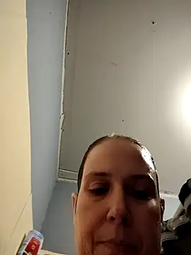Snapshot of 023thickandjuicy07 chatting on April 2026 03:04:02 AM 023thickandjuicy07 online show from April 2026 03:04:02 AM