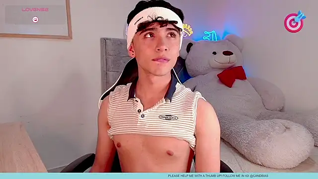 Snapshot of niico_prince chatting on May 2026 09:45:02 PM niico prince online show from May 2026 09:45:02 PM