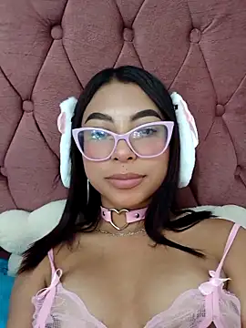 Snapshot of KatanaRose_ chatting on March 2026 03:28:01 AM KatanaRose online show from March 2026 03:28:01 AM