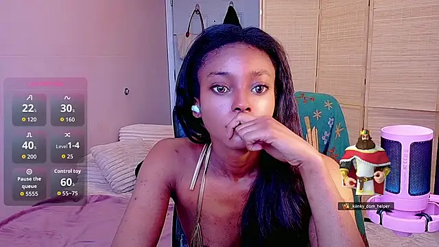 Snapshot of Amber_Fae chatting on June 2026 04:20:01 PM Amber Fae online show from June 2026 04:20:01 PM