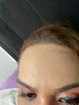 Snapshot of Jullyanaximeness chatting on April 2026 04:18:01 PM Jullyanaximeness online show from April 2026 04:18:01 PM