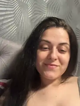Snapshot of Velliaa chatting on May 2026 08:26:02 PM Velliaa online show from May 2026 08:26:02 PM