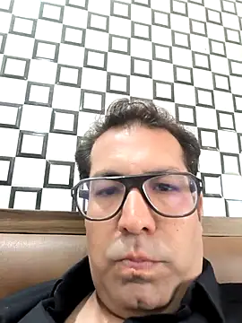 Snapshot of veer8239 chatting on March 2026 07:03:01 AM veer8239 online show from March 2026 07:03:01 AM