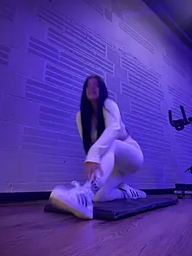 Cami olarte online show from April 2026 01:45:02 PM