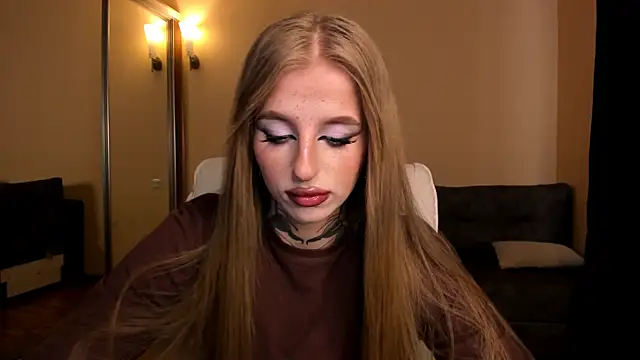Snapshot of harley_kimm chatting on April 2026 05:03:01 AM harley kimm online show from April 2026 05:03:01 AM