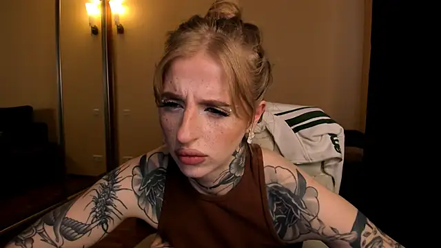 Snapshot of harley_kimm chatting on May 2026 04:41:02 AM harley kimm online show from May 2026 04:41:02 AM