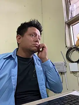 Luis-Armando online show from April 2026 05:20:02 PM