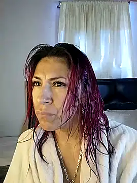 Snapshot of tatianabelli chatting on April 2026 03:16:01 PM tatianabelli online show from April 2026 03:16:01 PM