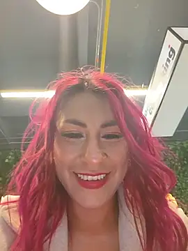Snapshot of tatianabelli chatting on June 2026 10:36:01 PM tatianabelli online show from June 2026 10:36:01 PM