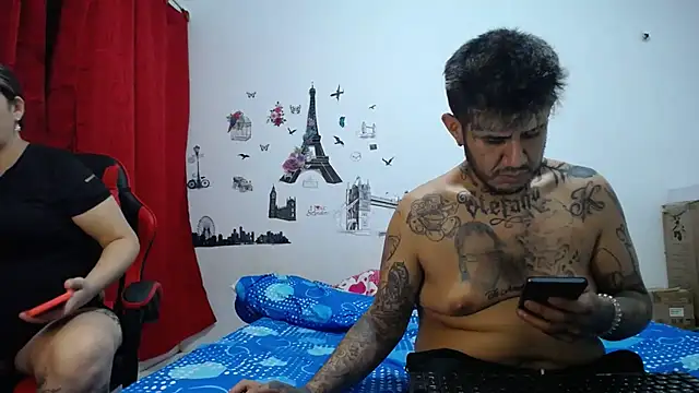 Snapshot of allison_maxtattoo_ chatting on May 2026 02:19:01 AM allison maxtattoo online show from May 2026 02:19:01 AM