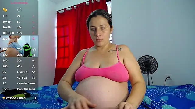 Snapshot of allison_maxtattoo_ chatting on May 2026 08:28:01 PM allison maxtattoo online show from May 2026 08:28:01 PM