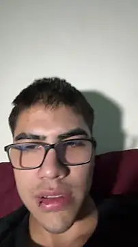 Snapshot of juandoxm4 chatting on May 2026 05:13:01 AM juandoxm4 online show from May 2026 05:13:01 AM