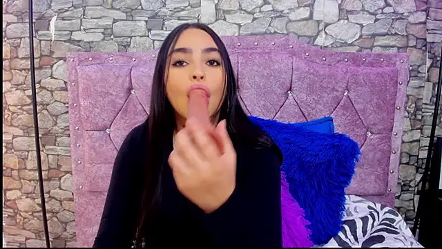 Snapshot of sweet__cherry1 chatting on May 2026 08:07:01 PM sweet cherry1 online show from May 2026 08:07:01 PM
