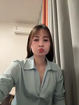Yang 218 online show from May 2026 02:43:01 PM