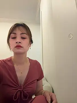 Yang 218 online show from May 2026 07:03:02 AM