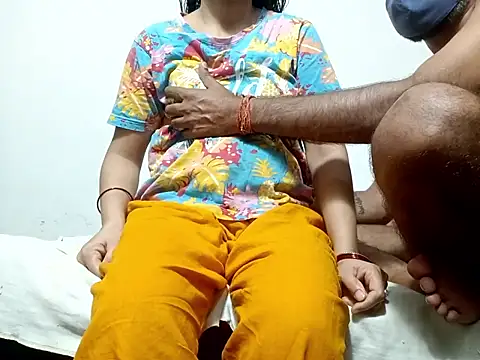 Snapshot of Sexyy_Bhabhi_143 chatting on April 2026 05:42:02 PM Sexyy Bhabhi 143 online show from April 2026 05:42:02 PM