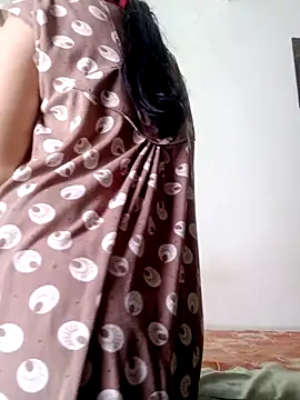 Snapshot of Sexyy_Bhabhi_143 chatting on May 2026 07:14:01 AM Sexyy Bhabhi 143 online show from May 2026 07:14:01 AM