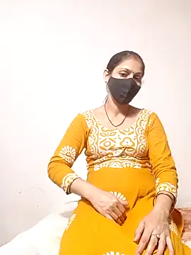 Snapshot of Sexyy_Bhabhi_143 chatting on May 2026 04:45:02 PM Sexyy Bhabhi 143 online show from May 2026 04:45:02 PM