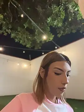 amydexter online show from April 2026 10:10:01 AM
