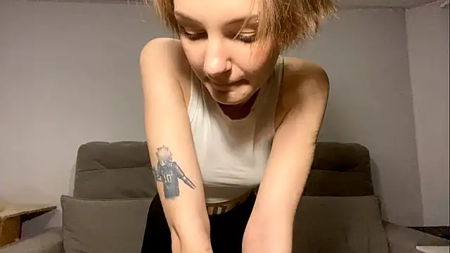 Snapshot of SleepySonya1 chatting on April 2026 02:37:02 PM SleepySonya1 online show from April 2026 02:37:02 PM