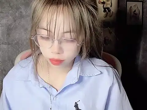 Snapshot of Bella167 chatting on March 2026 08:31:01 PM Bella167 online show from March 2026 08:31:01 PM