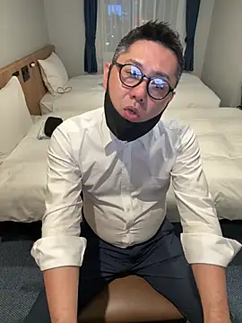RYUICHI 1919 online show from May 2026 12:23:01 PM