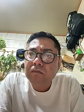 Snapshot of RYUICHI_1919 chatting on July 2026 02:10:02 PM RYUICHI 1919 online show from July 2026 02:10:02 PM