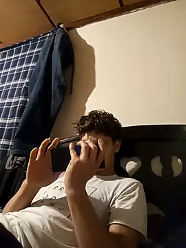 Snapshot of sensualflow_77 chatting on March 2026 03:50:01 AM sensualflow 77 online show from March 2026 03:50:01 AM