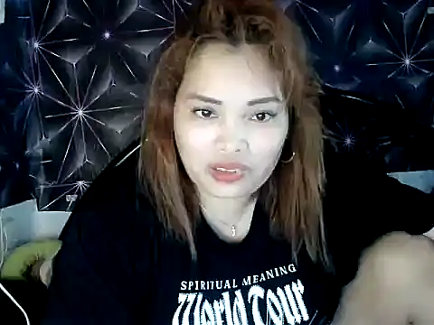 Snapshot of Hugeboobies69 chatting on July 2026 11:52:02 PM Hugeboobies69 online show from July 2026 11:52:02 PM