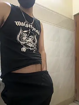 wriedbeardo818 online show from April 2026 09:29:02 AM