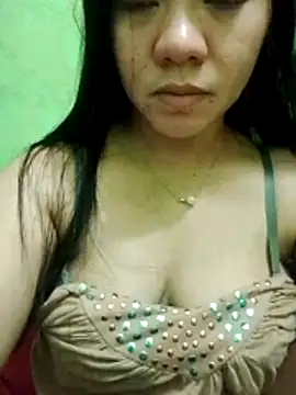 Snapshot of sweety_honey27 chatting on April 2026 12:35:01 PM sweety honey27 online show from April 2026 12:35:01 PM