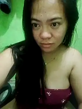 Snapshot of sweety_honey27 chatting on April 2026 05:35:02 PM sweety honey27 online show from April 2026 05:35:02 PM