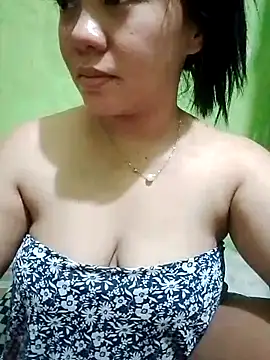 Snapshot of sweety_honey27 chatting on April 2026 12:31:01 PM sweety honey27 online show from April 2026 12:31:01 PM