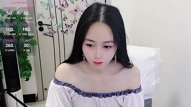 Snapshot of Dear-yuner chatting on May 2026 12:41:01 AM Dear-yuner online show from May 2026 12:41:01 AM