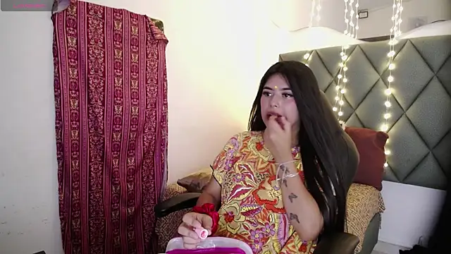 Snapshot of devika_kumar chatting on May 2026 07:09:02 PM devika kumar online show from May 2026 07:09:02 PM