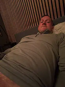 Snapshot of Fazza76 chatting on March 2026 07:57:02 PM Fazza76 online show from March 2026 07:57:02 PM