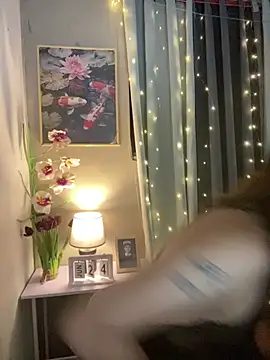 Snapshot of _Flirtyprincess_ chatting on June 2026 05:45:01 PM Flirtyprincess online show from June 2026 05:45:01 PM