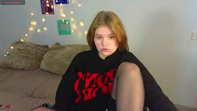Snapshot of BeautifulPleasureFairy chatting on April 2026 02:35:01 AM BeautifulPleasureFairy online show from April 2026 02:35:01 AM