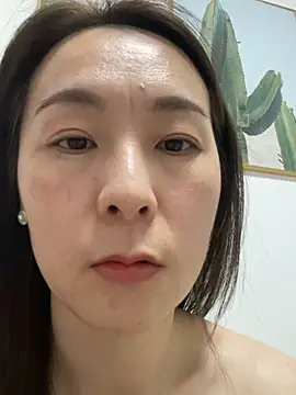 Snapshot of you-520 chatting on April 2026 10:11:01 AM you-520 online show from April 2026 10:11:01 AM