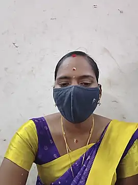 Snapshot of Tamil_Sangeetha chatting on June 2026 05:48:01 AM Tamil Sangeetha online show from June 2026 05:48:01 AM