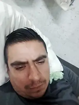 Manuel3910 online show from June 2026 04:46:01 AM