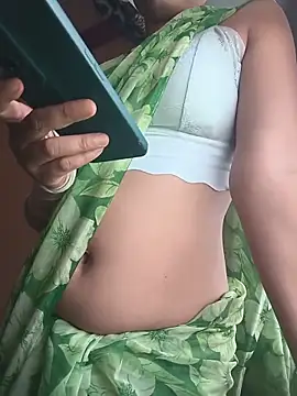Snapshot of Curvy_Sanaya chatting on May 2026 11:07:01 AM Curvy Sanaya online show from May 2026 11:07:01 AM
