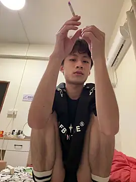 Snapshot of sexyboy-3525 chatting on May 2026 03:40:02 PM sexyboy-3525 online show from May 2026 03:40:02 PM