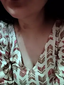 Snapshot of ZOYA_KHAN-123 chatting on May 2026 09:03:02 AM ZOYA KHAN-123 online show from May 2026 09:03:02 AM