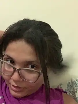 Snapshot of viviboraaaa chatting on April 2026 11:40:02 PM viviboraaaa online show from April 2026 11:40:02 PM