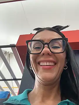 Snapshot of SofiParma chatting on April 2026 08:00:02 PM SofiParma online show from April 2026 08:00:02 PM